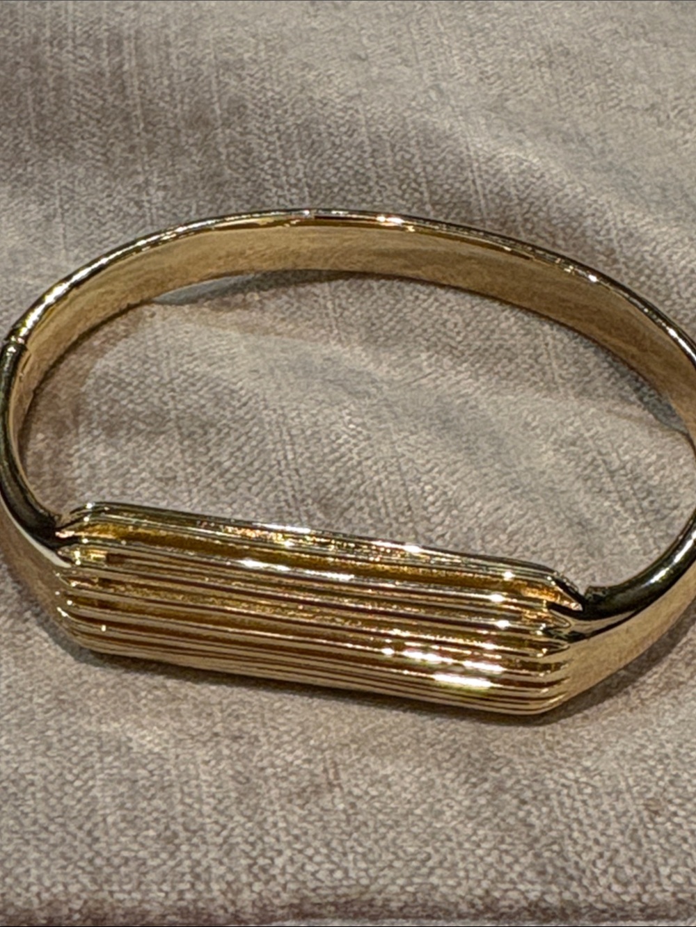 fitbit Flex 2 22kt Gold Plated Ribbed Bracelet Cuff